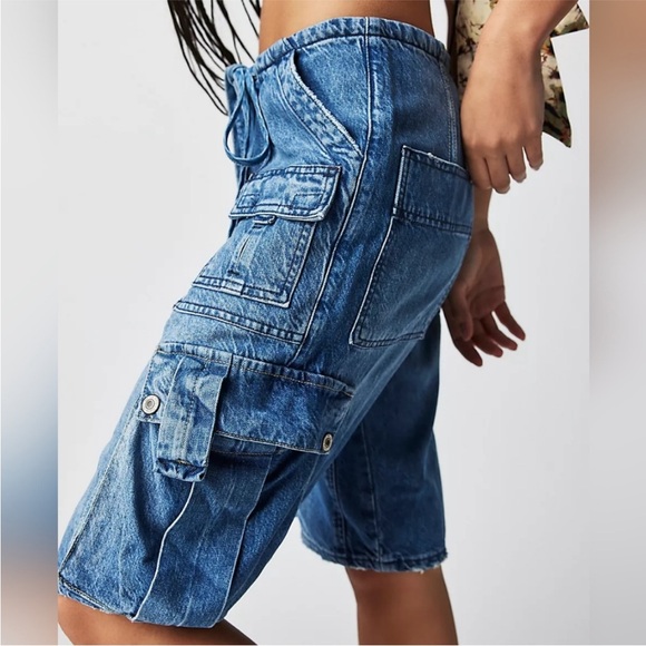 Free People We The Free Reina Cargo Shorts pockets drawstring M - Picture 3 of 16